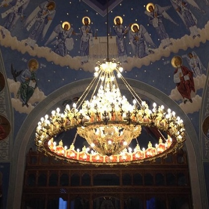 Candelabru Aluminiu Aurit 200 becuri